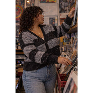 Torrid 2X Vegan Cashmere Cropped Cardigan Sequin Stripe Drop Shoulder Grunge